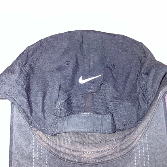 Nike Golf Cap 💛⛳️ 🧢🩵 - Picture 3 of 6